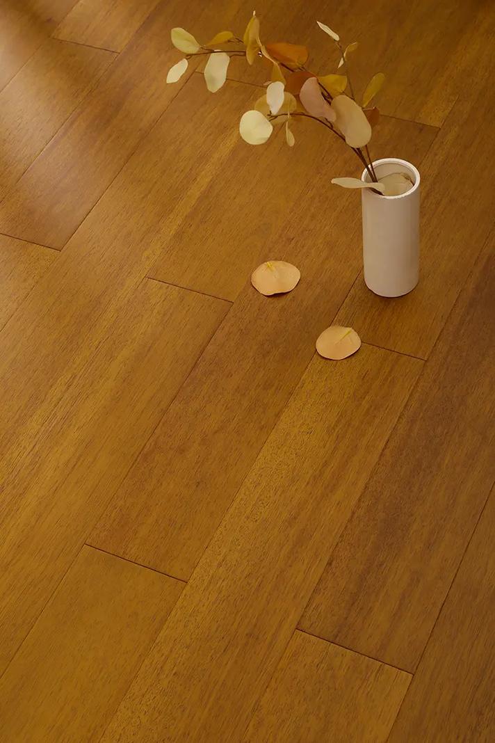 上臣木地板綠色產品純原木番龍眼安裝效果,好品質好價格五一優(yōu)惠 - 抖